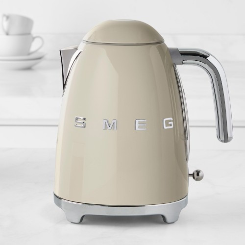 SMEG Electric Kettle 3D Logo, Cream | Williams-Sonoma
