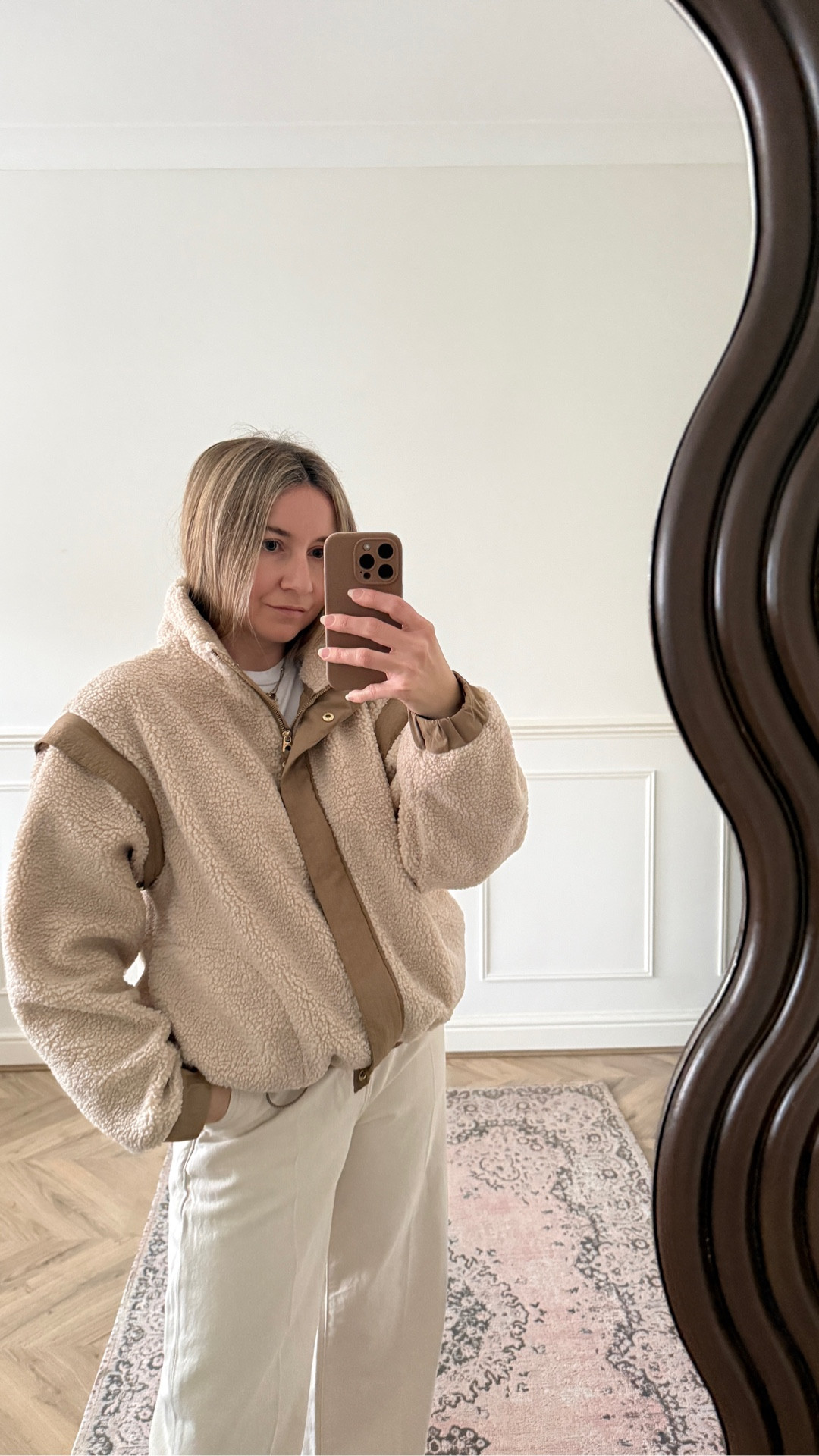 Winter whites and a no-tangle hair tuck.
Elevated, casual and warm. 

#LTKuk #LTKwinter #LTKFashionMonth