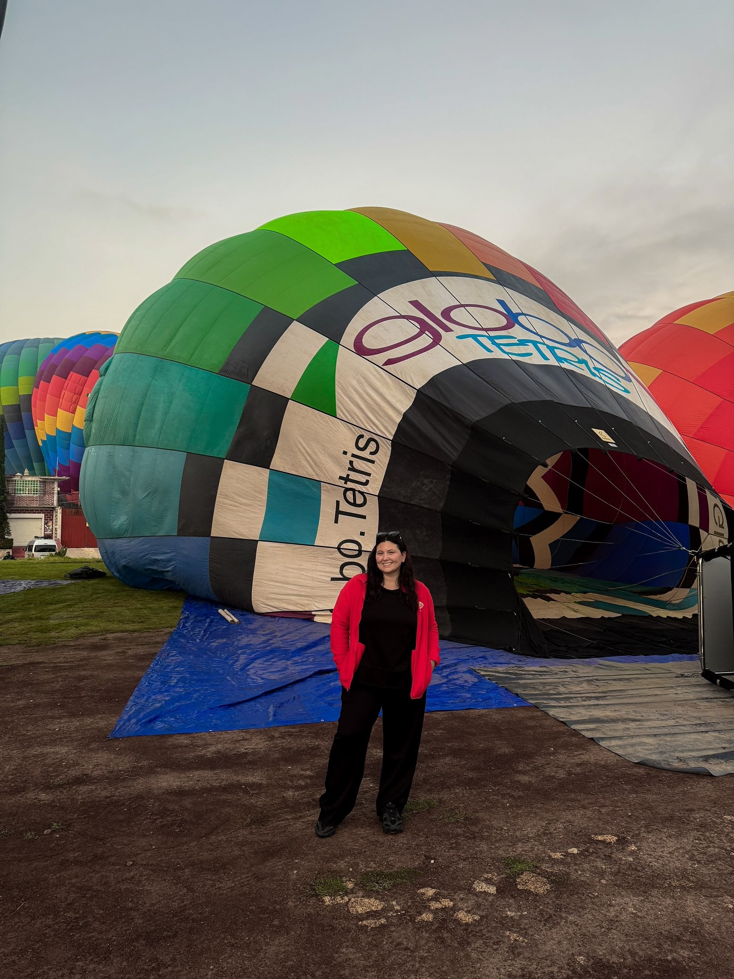 Up, up and away! 🌤️ a whole new perspective from 1000 feet above the world 🌎- there’s nothing like the rush of drifting through the skies in a hot air balloon.

The views are out of this world, and the experience? Unforgettable. Whether you’re chasing adventure, seeking peace, or just looking for something different, this is the bucket list moment you didn’t know you needed!

Comment Balloon for all the 🔗 https://liketk.it/5pXCL

#balloon #hotairballoons #teotihuacan #travel #méxicocity