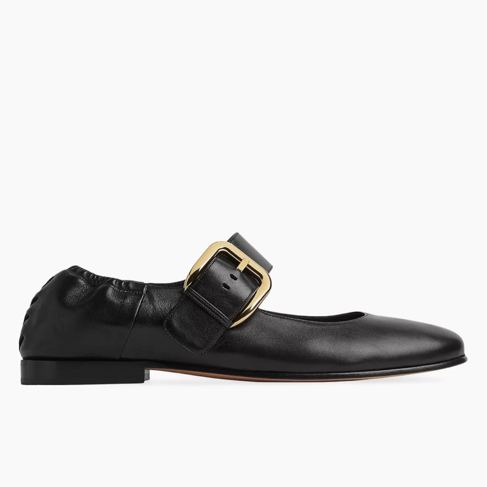 Pretty obsessed Bottega flats 

#LTKOver40 #LTKShoeCrush #LTKStyleTip