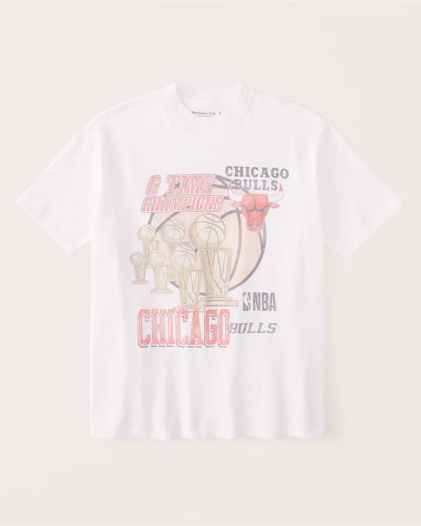 Oversized Boyfriend Heavyweight Chicago Bulls Graphic Tee | Abercrombie & Fitch (US)