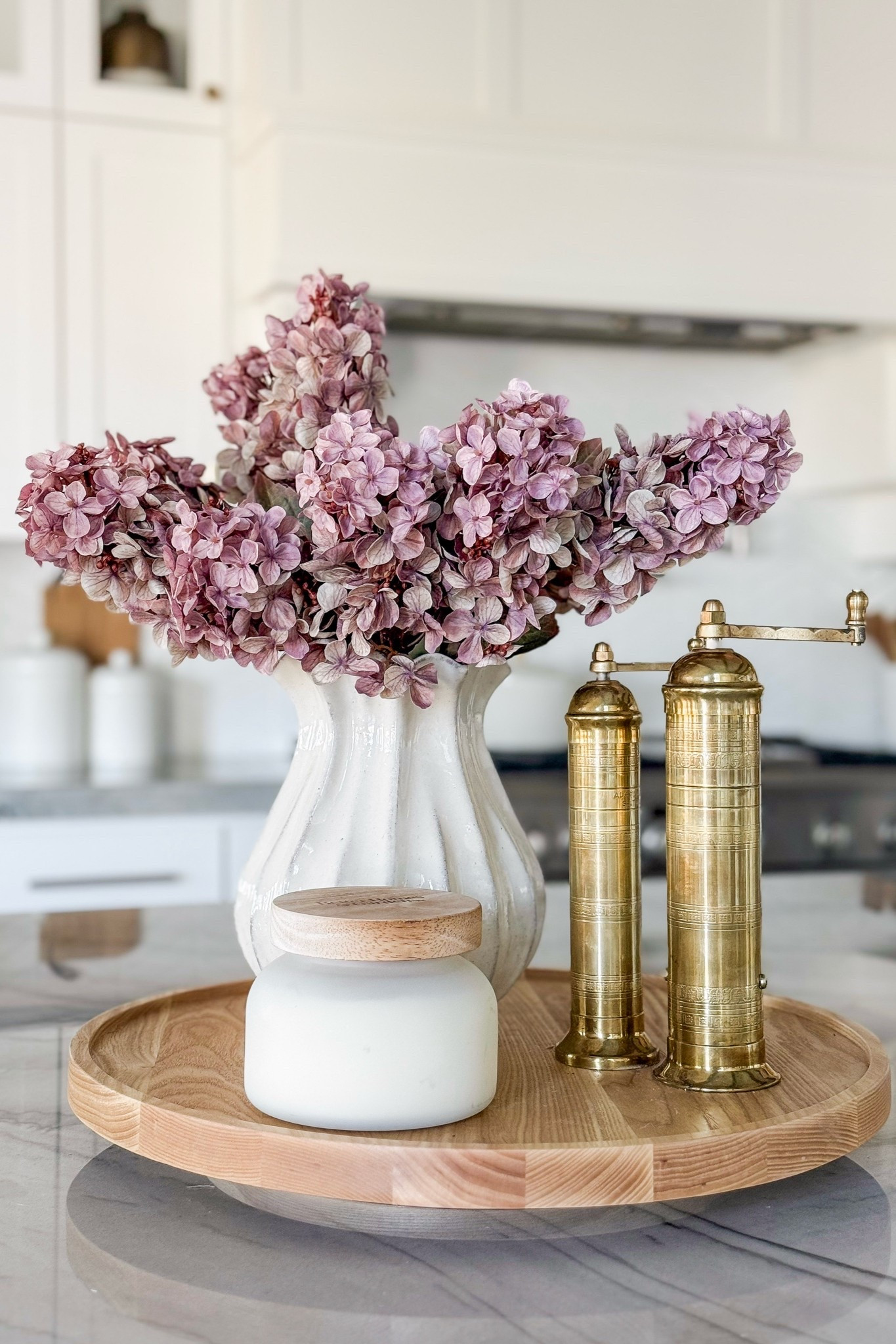 This gorgeous vase is still in stock! I love styling it for all seasons 

Home, home decor, home accents, vase, fall home finds, fall florals, hydrangeas, kitchen centerpiece

#LTKdayinmylife #LTKSeasonal #LTKHome