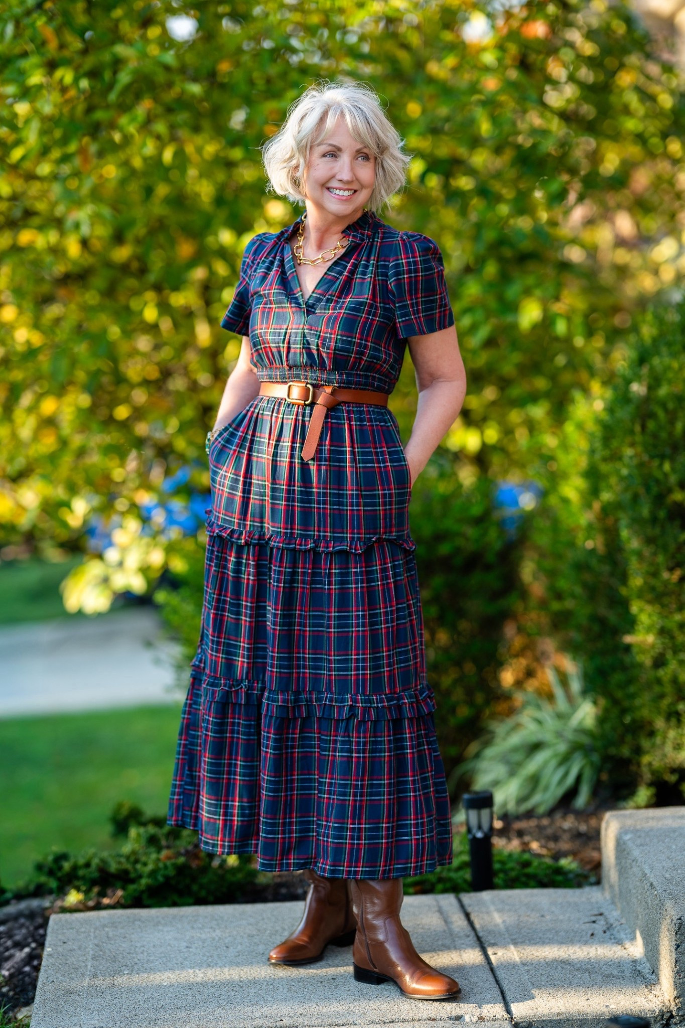 A dress that is perfect for the holidays! 100% cotton and so comfortable. 


@avara / dress / tiered midi dress 

#LTKStyleTip #LTKHoliday #LTKGiftGuide