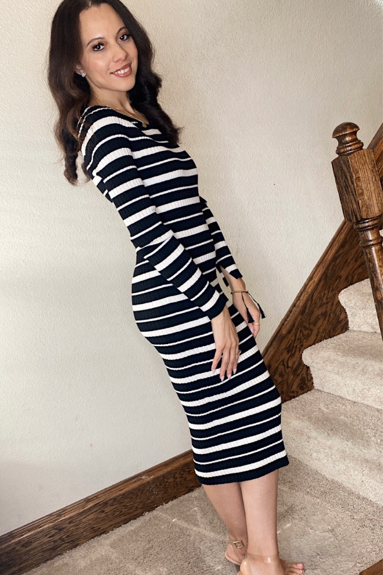 New H&M sweater dress under $50

#LTKunder50 #LTKSeasonal #LTKFind