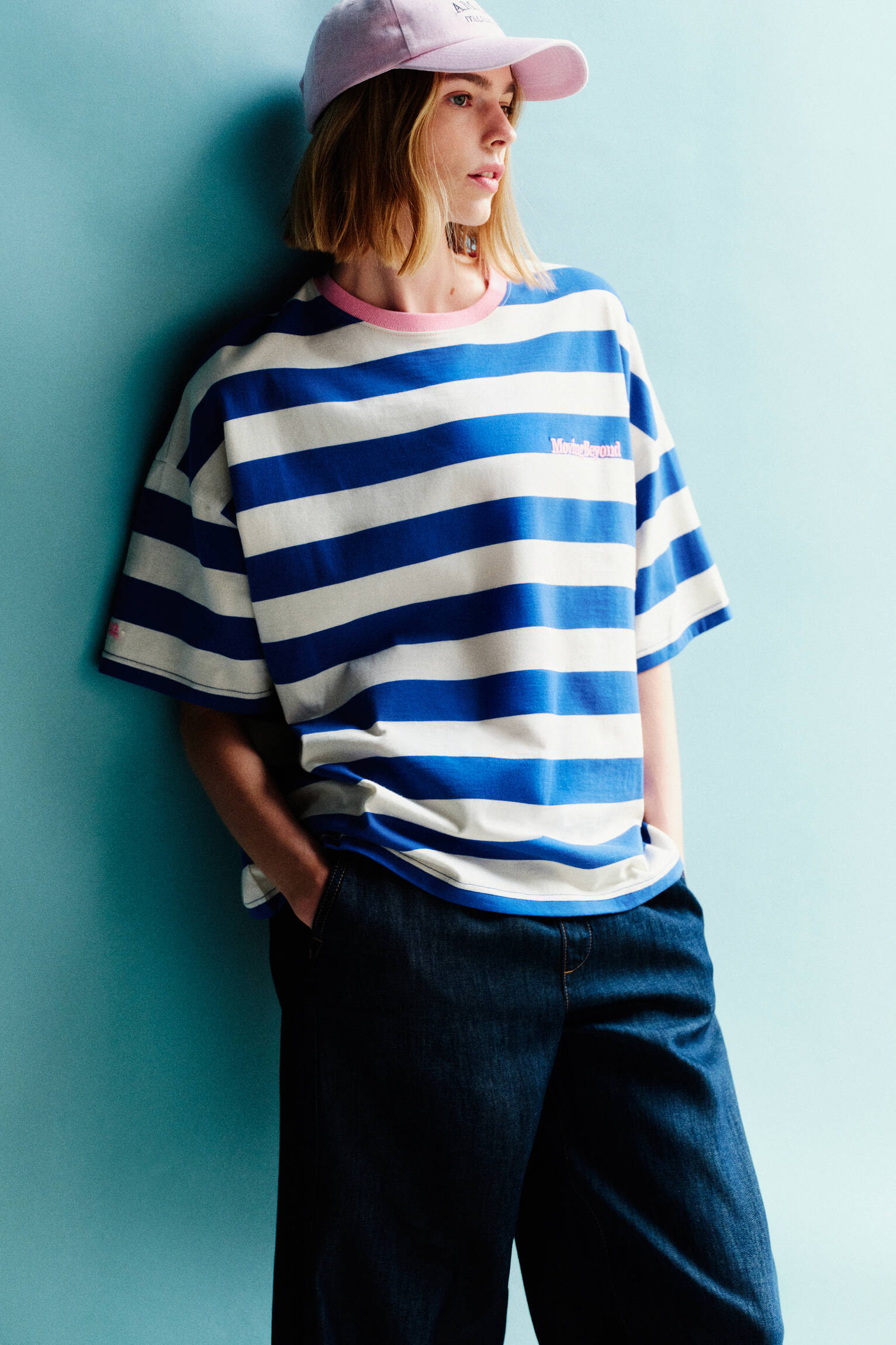 T-shirt met blauwe strepen - Pull&Bear The Netherlands | PULL and BEAR NL