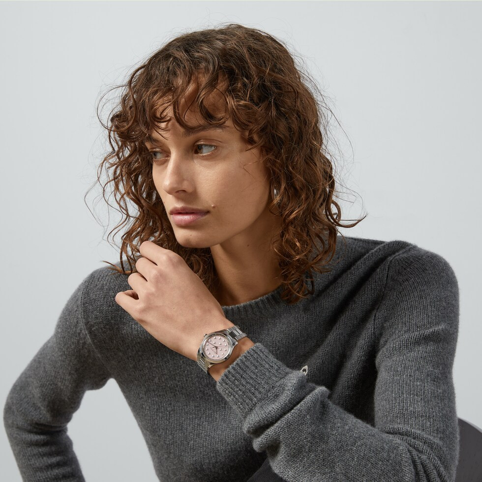 G-Timeless watch with bees, 32 mm | Gucci (US)