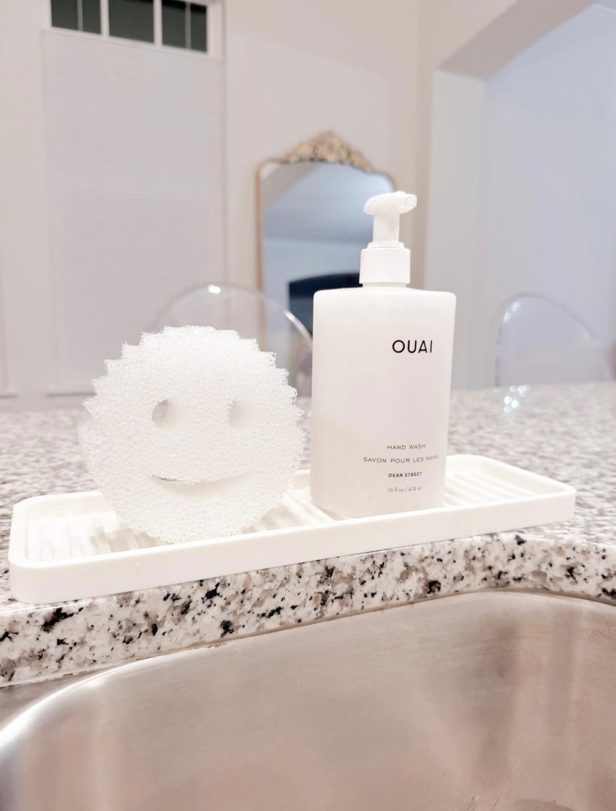 Little details, big difference!
Elevating my kitchen sink with this sleek setup — because even everyday moments deserve to feel aesthetic. Clean, minimal, and actually functional (yes please).

Tap to shop this sink-side upgrade and make your space feel instantly put together.

#AmazonFinds #KitchenStyle #HomeAesthetic #SimpleDetails #NeutralHome #HomeInspo #CleanLiving #LTKFinds #EverydayLuxury