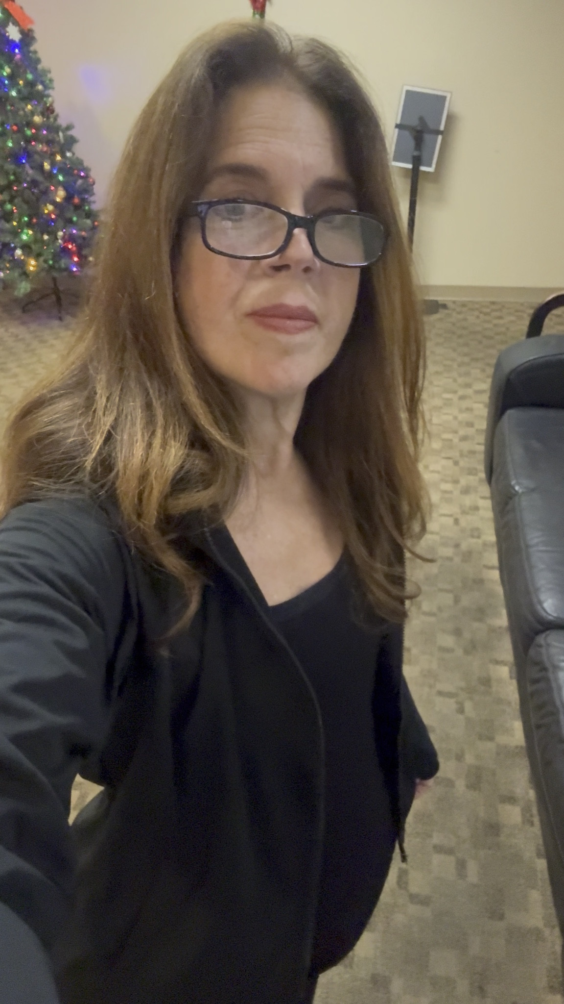 Greetings! 👋 

#LTKMidsize #LTKActive #LTKOver40