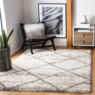 Safavieh Hudson Shag Estella Diamond Trellis 2-inch Thick Rug (8' x 10' - Grey/Beige) | Bed Bath & Beyond