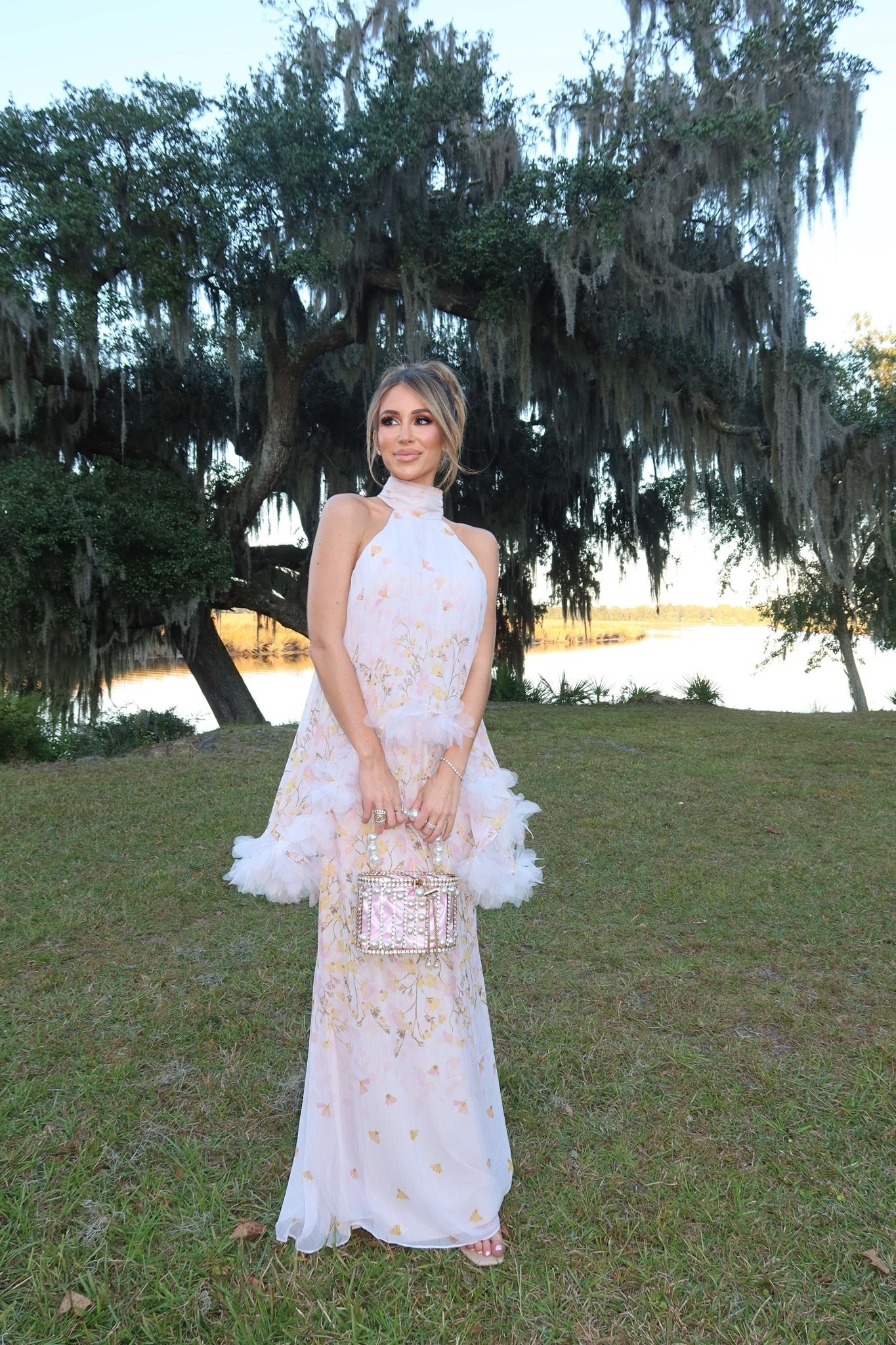 This dress was restocked but selling fast! One of my favorite wedding guest dresses I’ve ever worn!
Wearing size XXS

Wedding guest dress. Formal dress. Summer wedding guest dress. Baby shower dress. Outfit inspo.