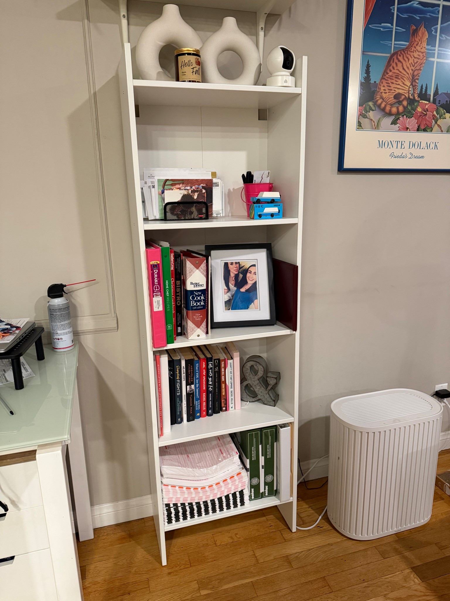 New bookcase and I’m in love! The price was even betterr

#LTKHome