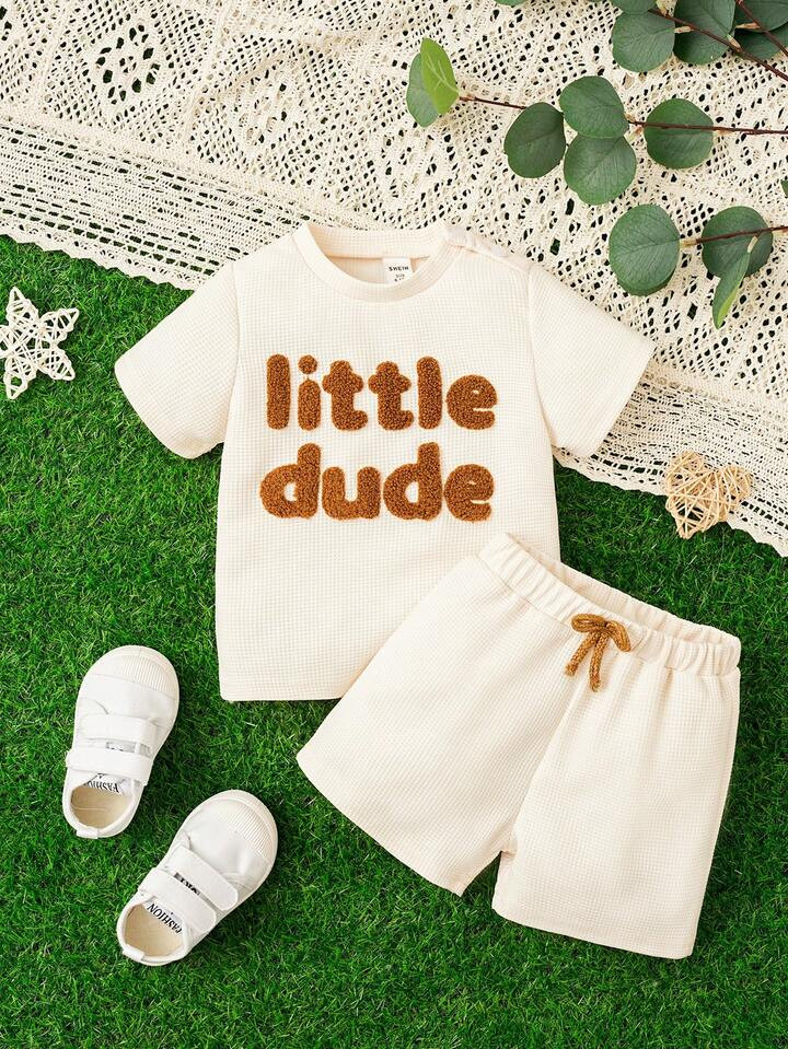 SHEIN Baby Boy Letter Patched Tee & Tie Front Shorts | SHEIN