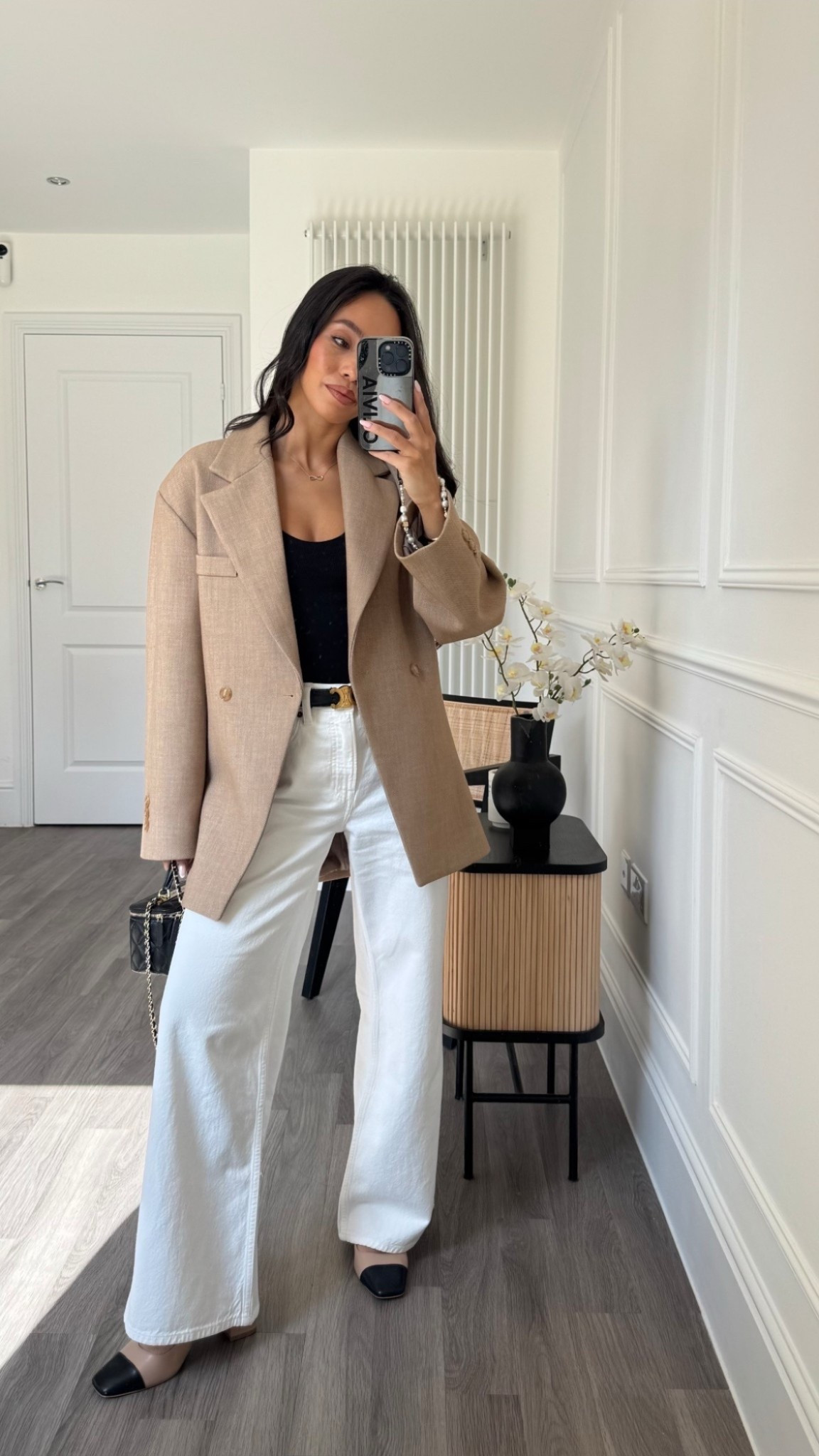 Fave white jeans are finally back in stock!! They’ve been sold out since last summer, wearing size 24 short here (I also wear regular) 🤍 currently 15% off) 👖 

#LTKSpringSale #LTKgrwm #LTKootd