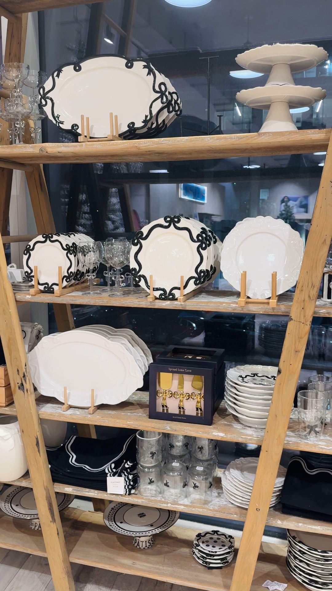 Bows for the holidays @Anthropologie! 

#LTKGiftGuide #LTKHoliday #LTKHome