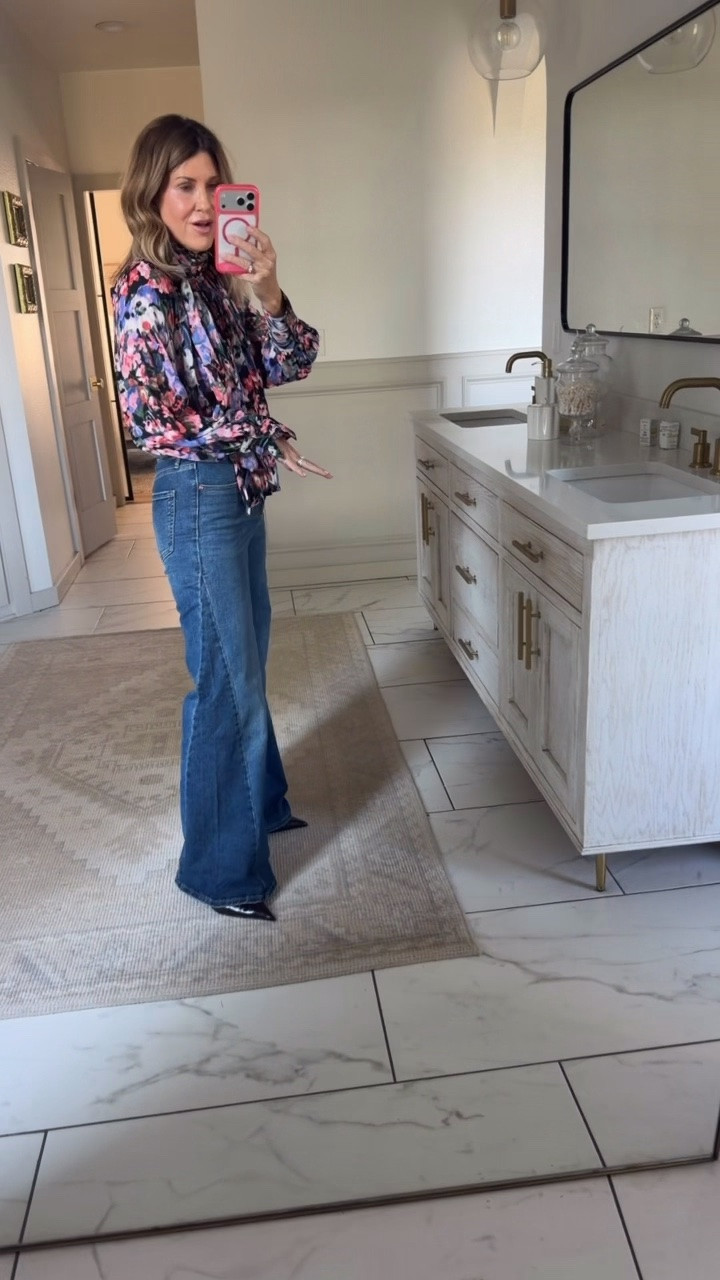 Floral tie neck top giving Gucci vibes! I’m in a small and size 4 jeans

#LTKOver40