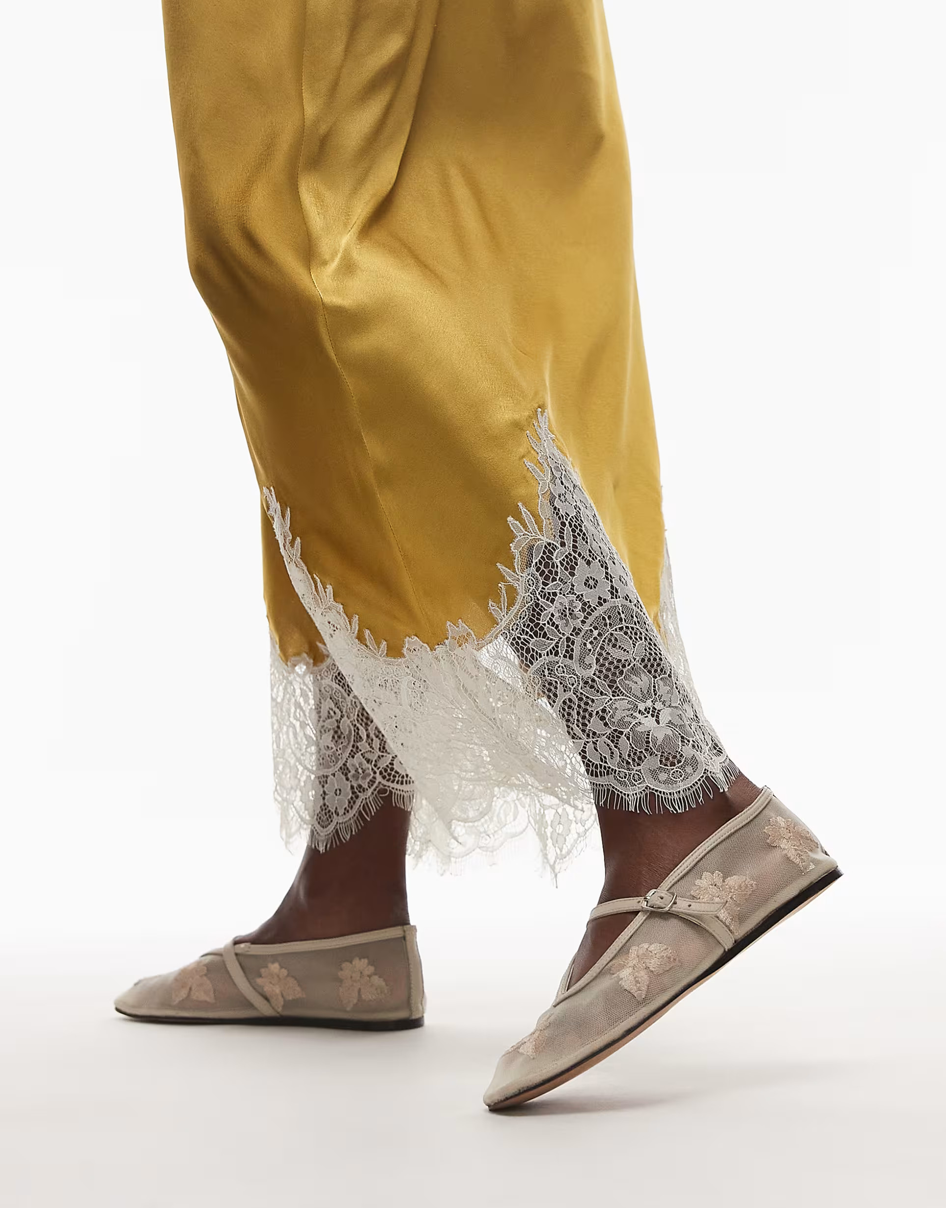 Topshop Alex embroidered flower ballet shoes in off white | ASOS | ASOS (Global)