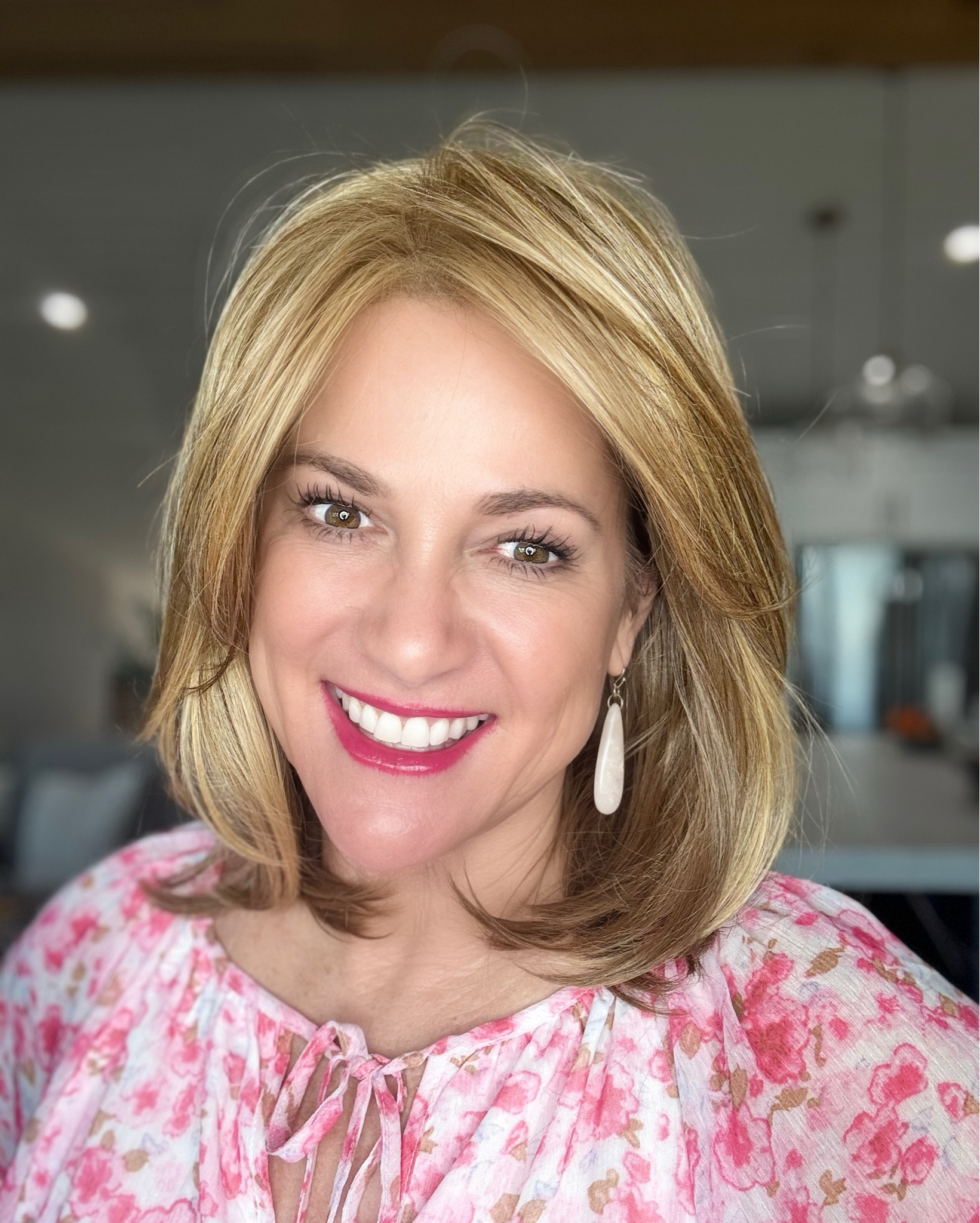 Budget friendly wig. It’s low density, and super comfortable! #layeredbob #bobwig

#LTKBeauty #LTKOver40 #LTKFindsUnder100