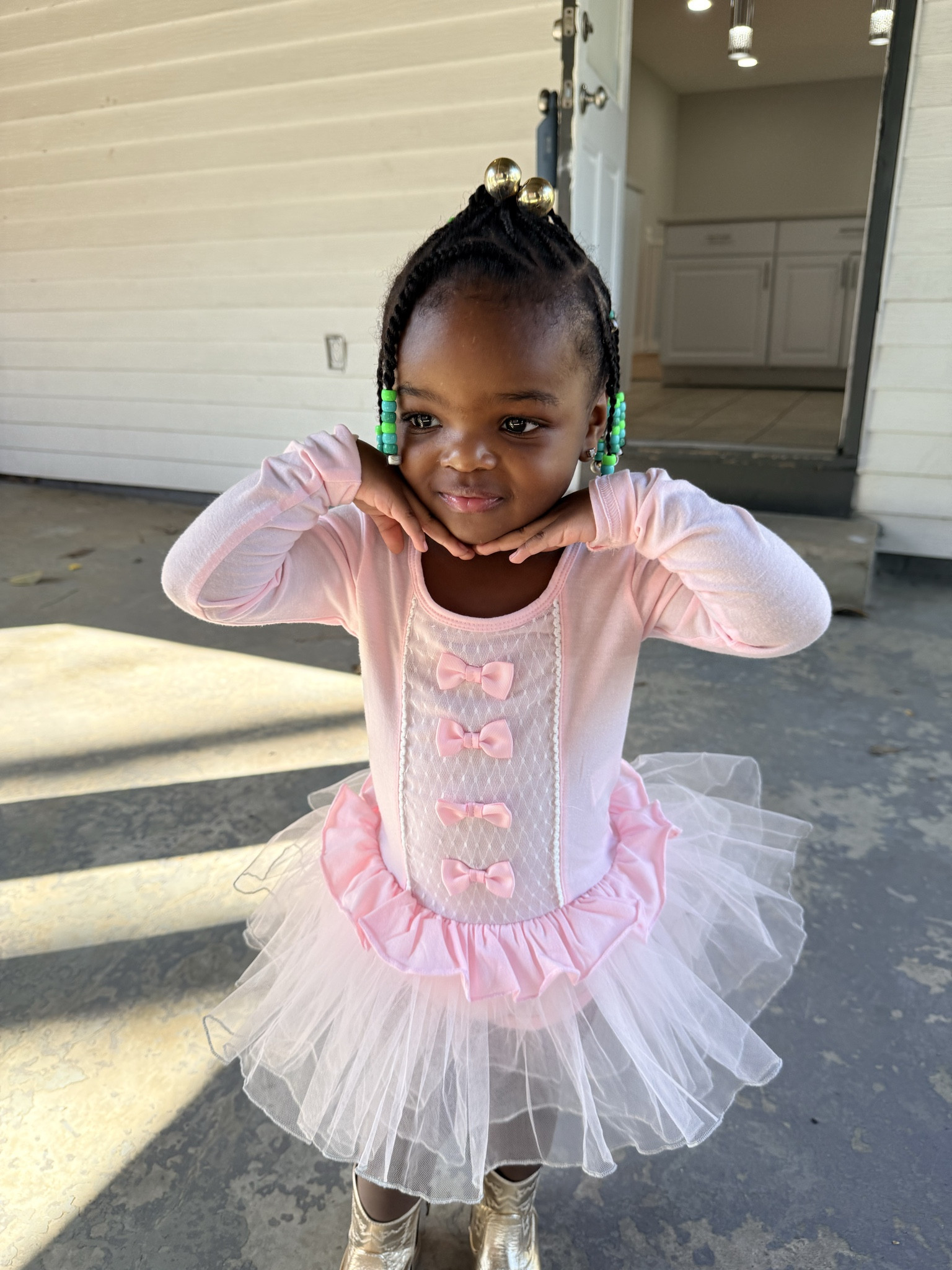 Planning my toddler’s spring vacation outfits and everything is giving cute, comfy, and ready for fun. Think matching sets, breathable fabrics, easy sandals, and outfits perfect for running around and enjoying every moment.

All our toddler vacation looks are linked on my LTK.

#ShoppingWithPriiincesss #ToddlerVacationStyle #KidsSpringOutfits #MiniOOTD #ToddlerFashion #LTKKids #FamilyVacationStyle #MomLifeMoments #KidsStyleInspo #SpringLooks #VacationReady #MiniStyle #CuteKidsStyle #AtlantaMom #Atlantamom #Atlantabloggers #Atlantablogger #AtlantaCreator #Atlantacontentcreators #Atlantacontentcreator

#LTKSeasonal #LTKKids #LTKTravel