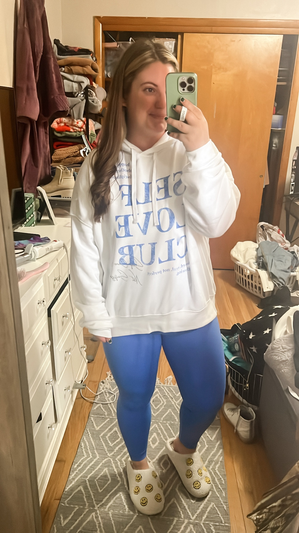 Target sweatshirt, Amazon leggings, target finds, Amazon finds, leggings, blue 

Sweatshirt: XL
Leggings: L

#LTKfindsunder50 #LTKfitness #LTKmidsize