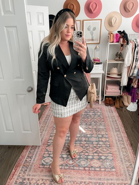 Gossip Girl outfit, tweed skirt, black blazer, Plaza Princess, classy outfit, holiday style, Gossip Girl costume, easy costume, Amazon costume, Amazon outfit

#LTKcurves #LTKHalloween #LTKunder50