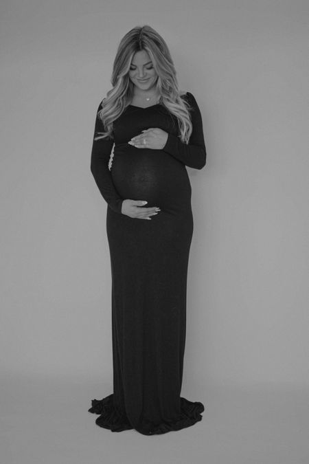 Maternity pictures dress 
Black off the shoulder long sleeve flowy tight fitted bump friendly dress


#LTKstyletip #LTKfindsunder100 #LTKbump