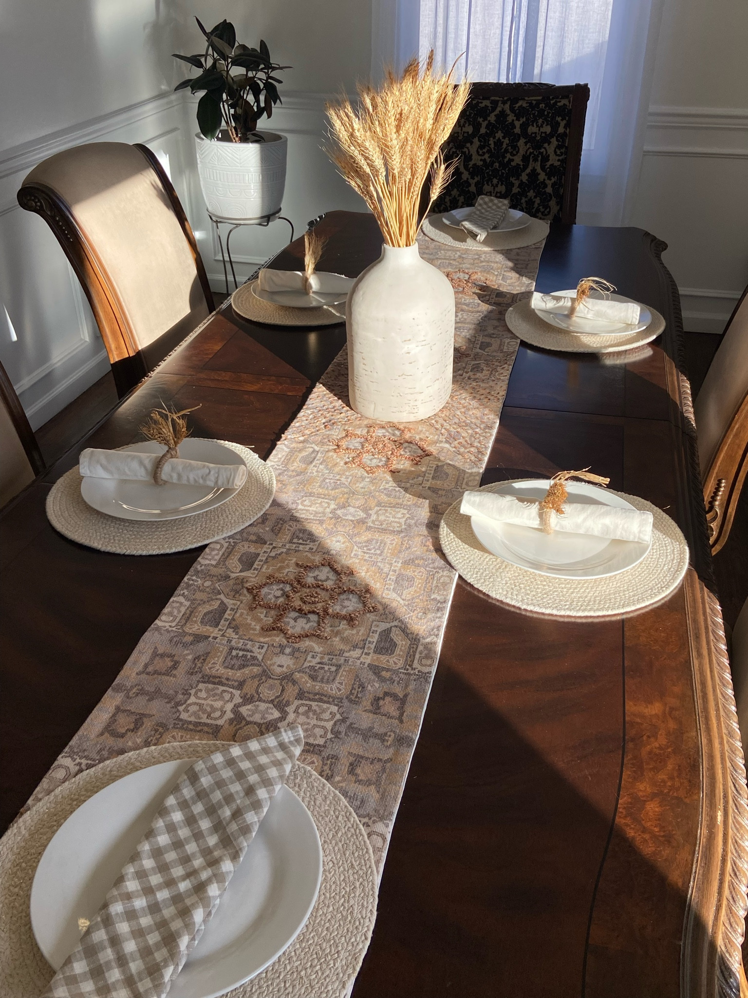 Happy Thanksgiving 🍁🦃 
Loving this soft autumn dining decor. Neutrals with hints of creams caramels and grey. Fall dining decor. 

#LTKSeasonal #LTKCyberWeek #LTKhome