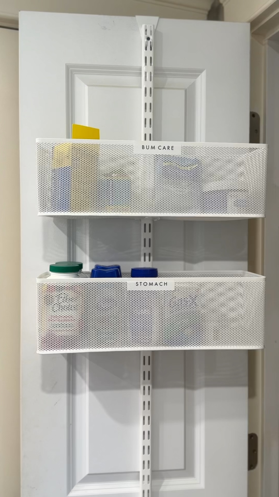 The essentials on the door is a game changer! 🙌🏼