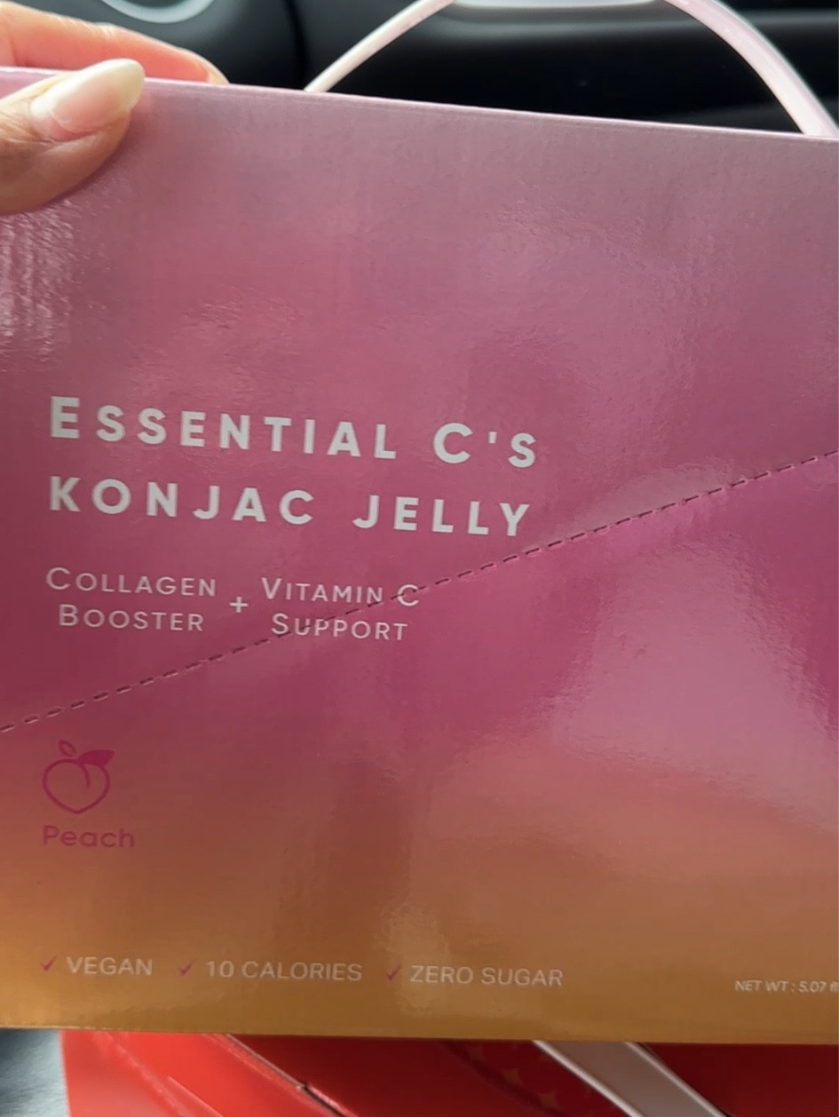 I discovered these tasty collagen Konjac jellies at a K-beauty store and was instantly hooked.  They are so tasty and a satisfying snack that are loaded with vitamin C and collagen.  #collagen #kbeauty #konjacjelly
