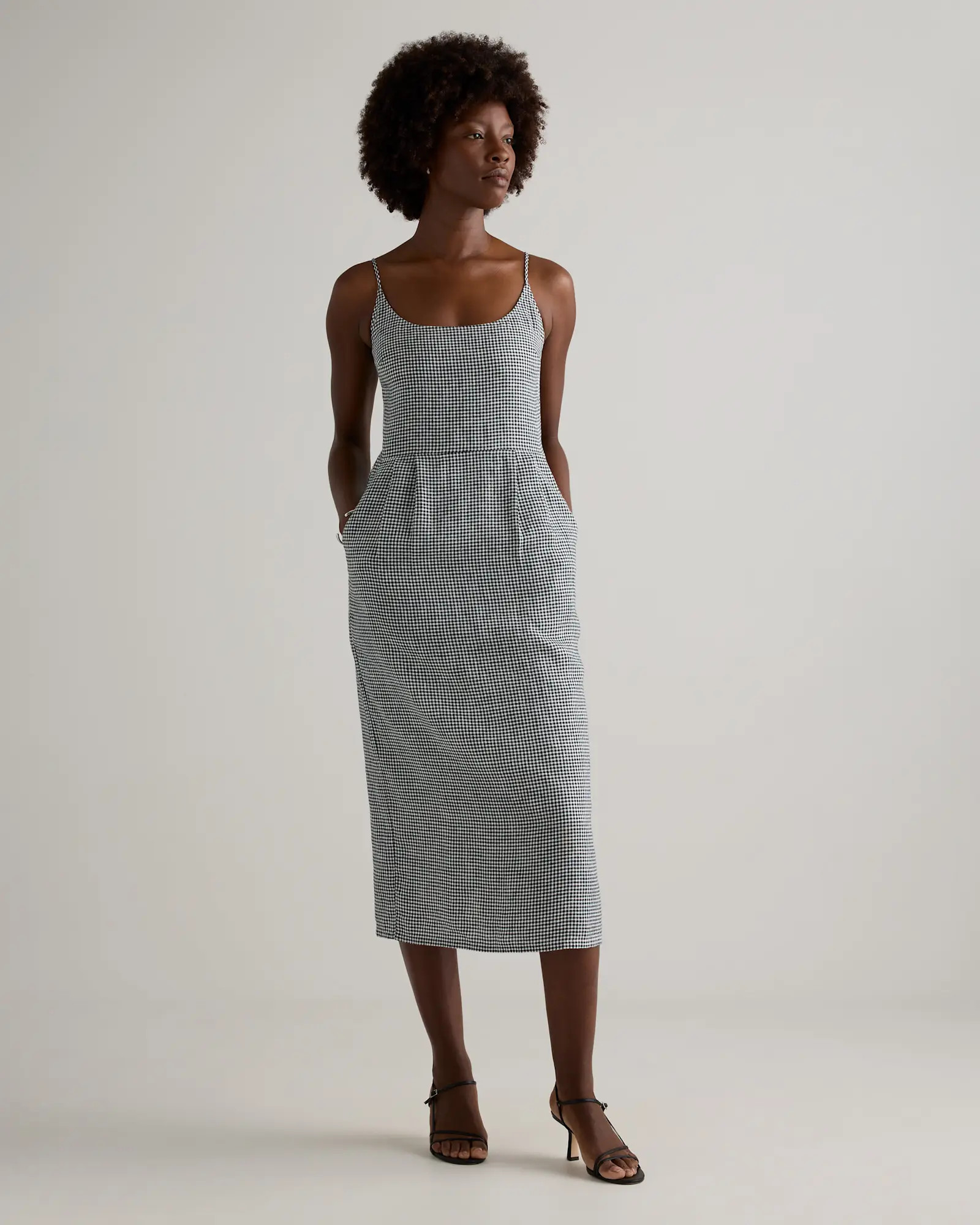 100% European Linen Scoop Neck Midi Dress in Classic Mini Gingham | Quince