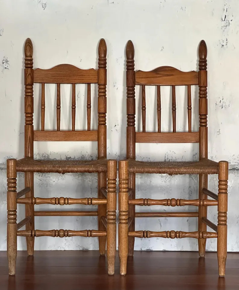 Vintage Oak Turned Back Chairs \u2013  Rush Seat Dining Set | Etsy (Global)