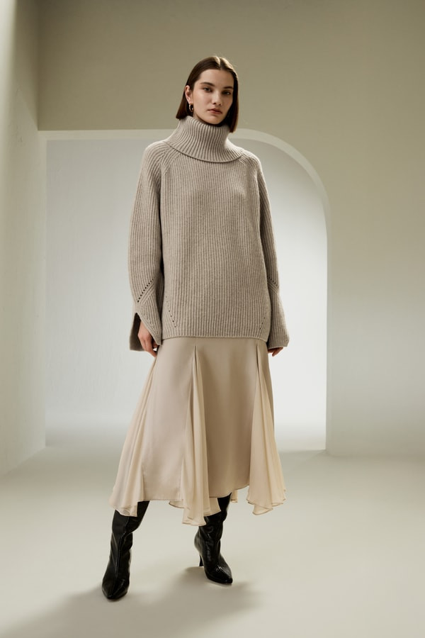 Oversized Merino Wool Sweater with Slit Sleeves | LILYSILK