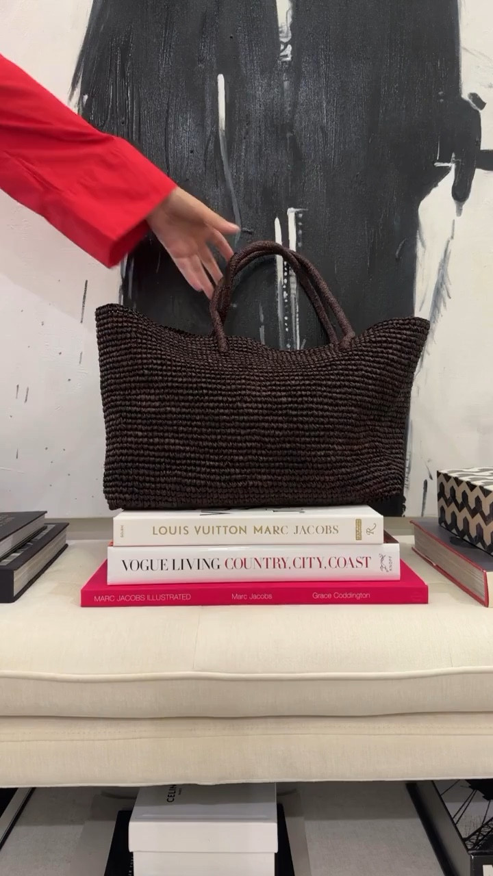 Raffia bags I’m loving !

#LTKTravel #LTKSeasonal #LTKMothersDay