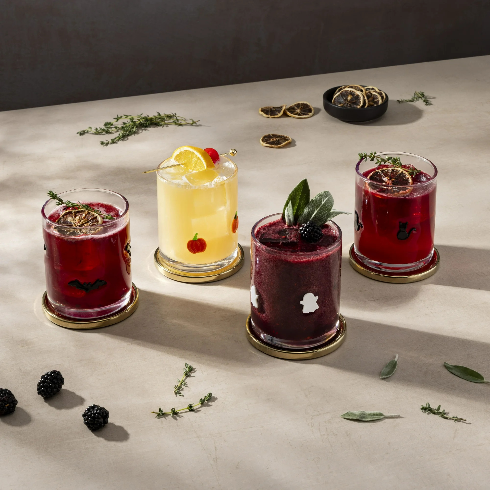 Thyme & Table 12 fl oz Halloween Ghost Charm Drinking Glasses, Set of 2 | Walmart (US)