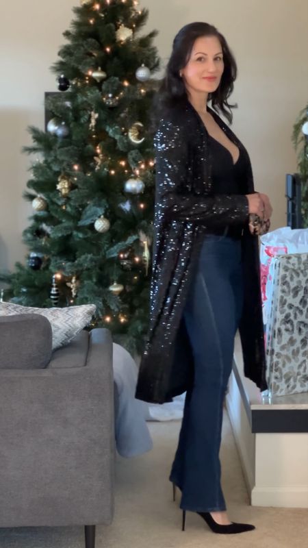 Holiday party outfits - Christmas party outfits - Holiday style - Christmas outfit ideas - NYE party outfits - New Year’s Eve party outfits - Sequins 

#LTKHoliday 

#LTKVideo #LTKstyletip