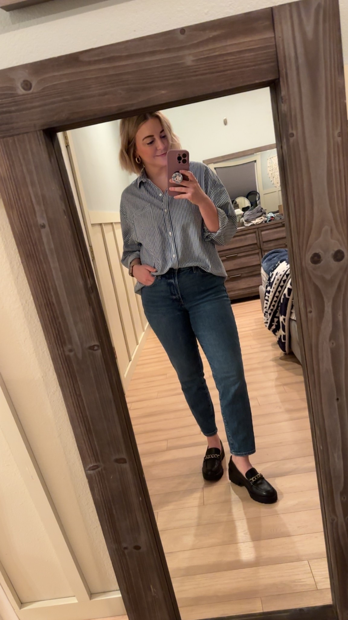 A Friday work fit! 

#LTKWorkwear #LTKSeasonal #LTKFindsUnder50