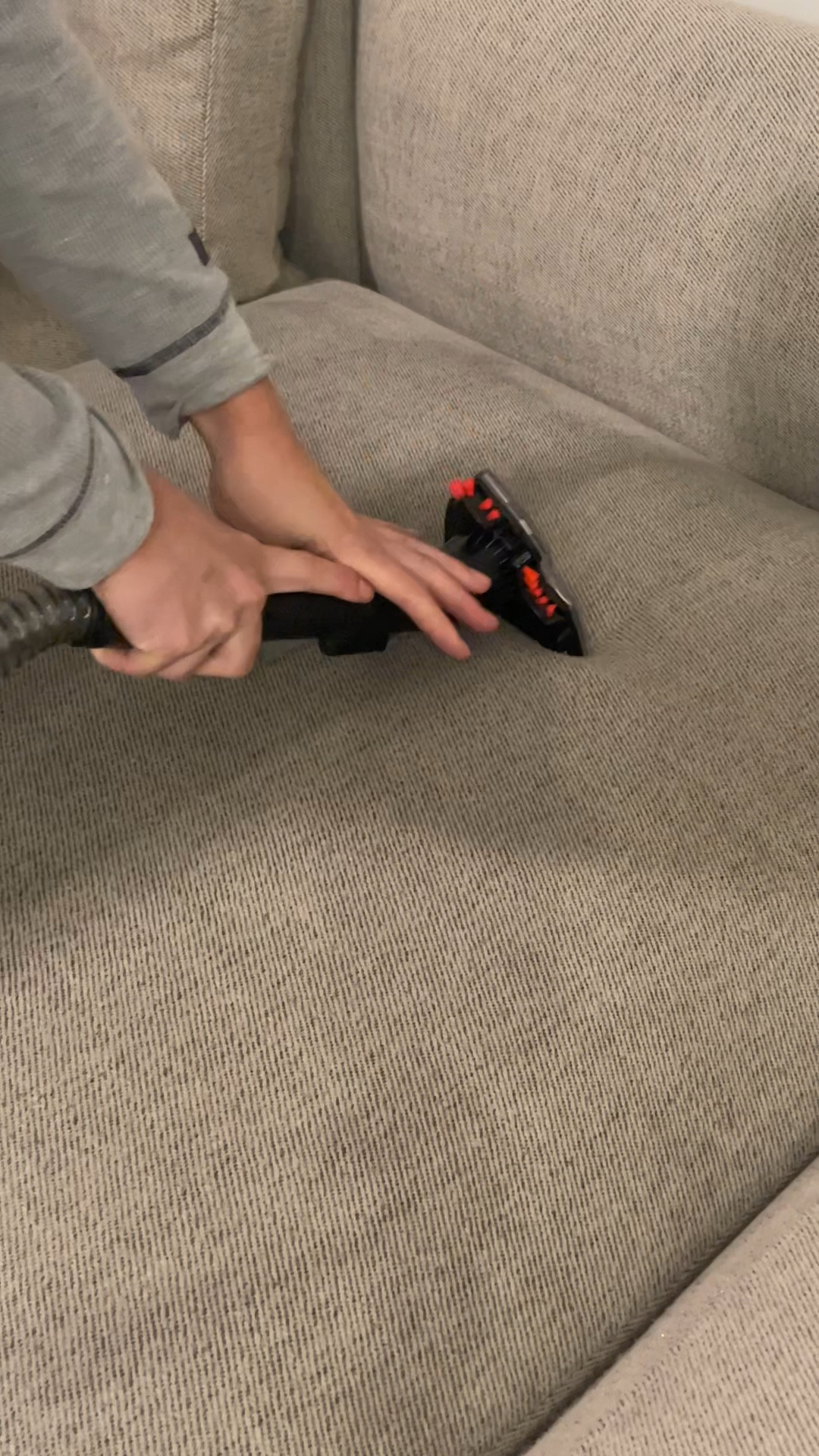 Clean my couch with me 