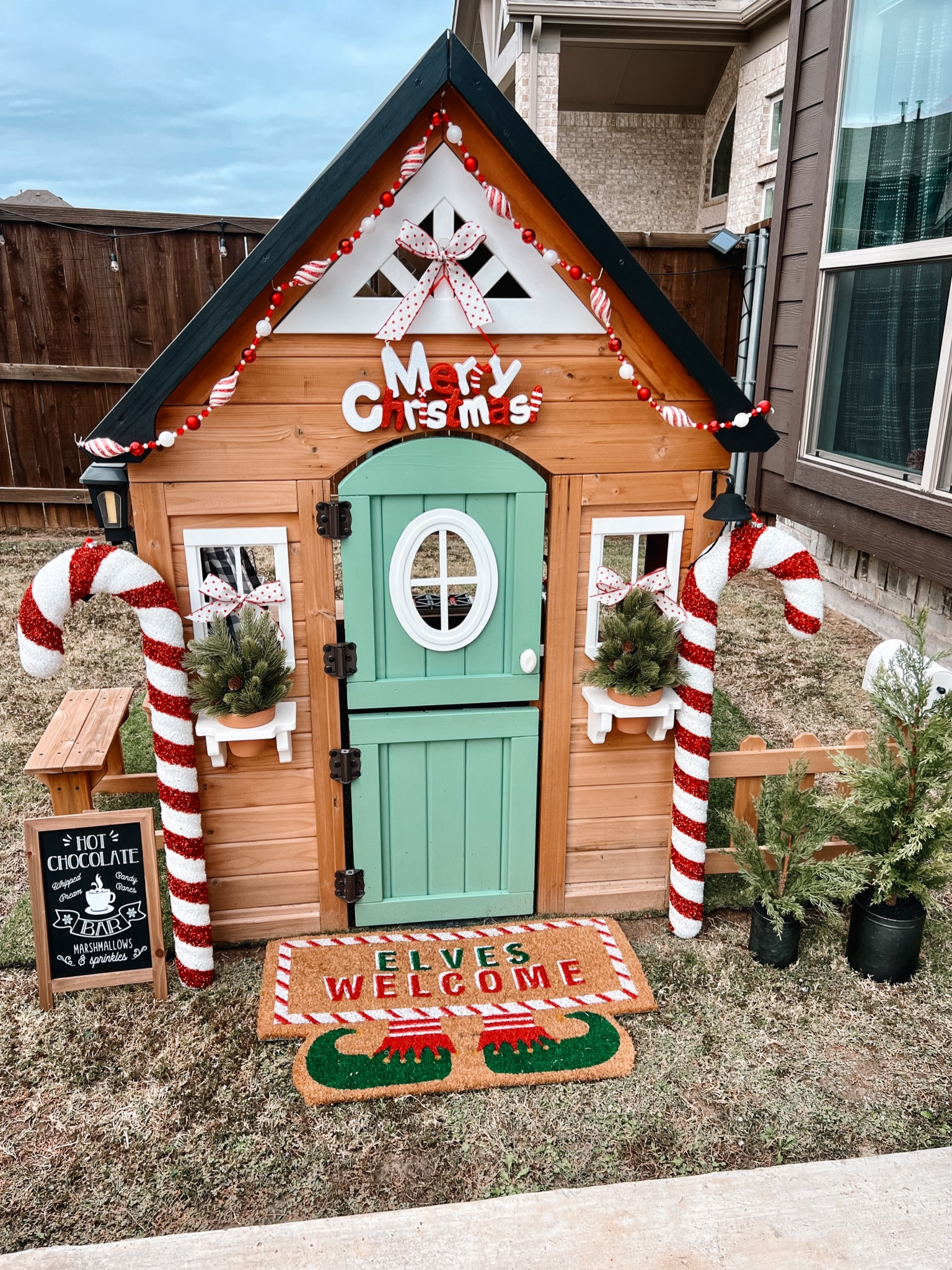 The kiddos woke up to a festive #Christmas #playhouse this morning! 😍🎄🎅🏼 

#LTKhome #LTKfamily #LTKHoliday