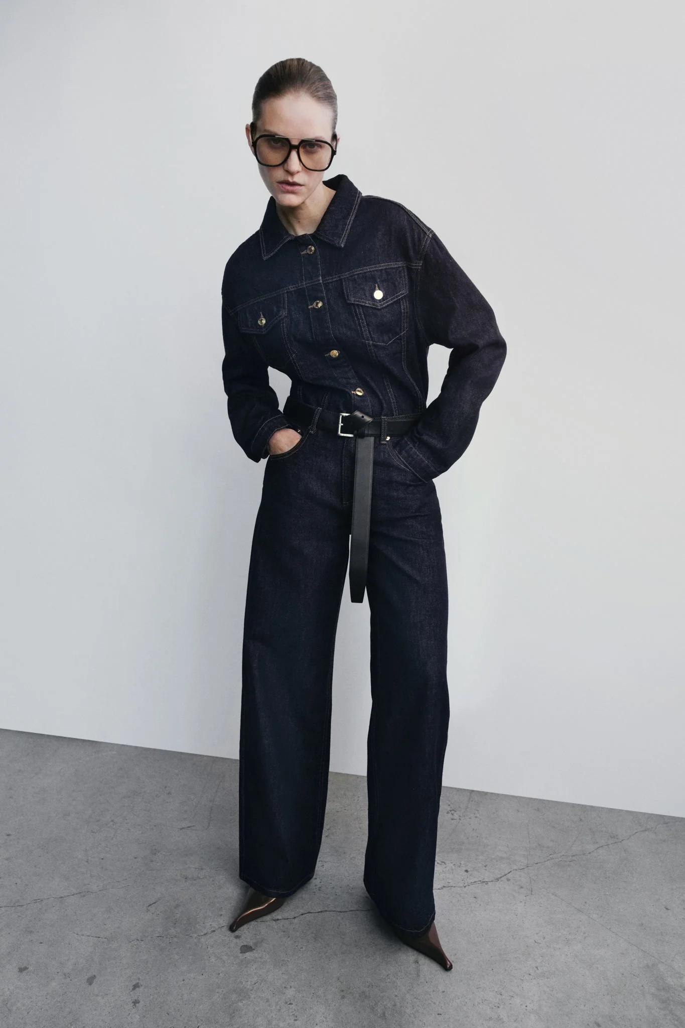 Mid Rise Denim Jeans - Washed Indigo Blue | MESHKI US