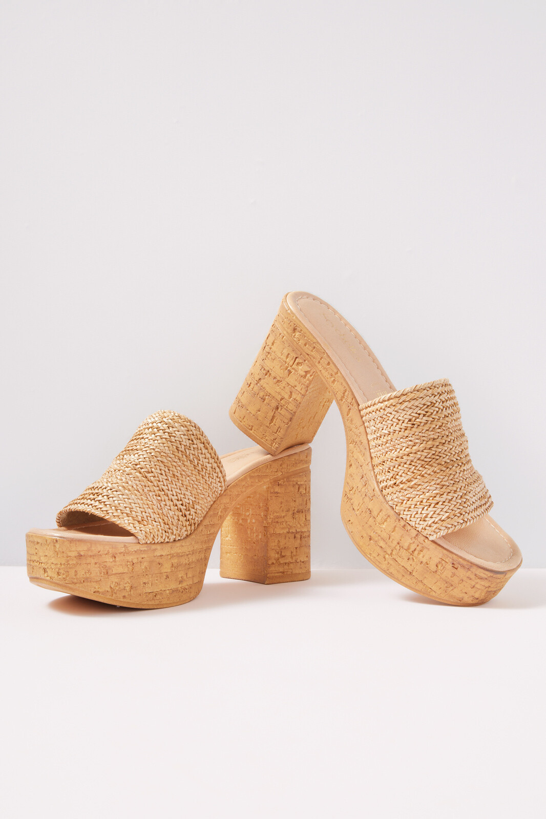 Applause Platform | Evereve