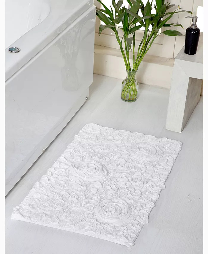 Home Weavers Bellflower Bath Rug & Reviews - Bath Rugs & Bath Mats - Bed & Bath - Macy's | Macys (US)