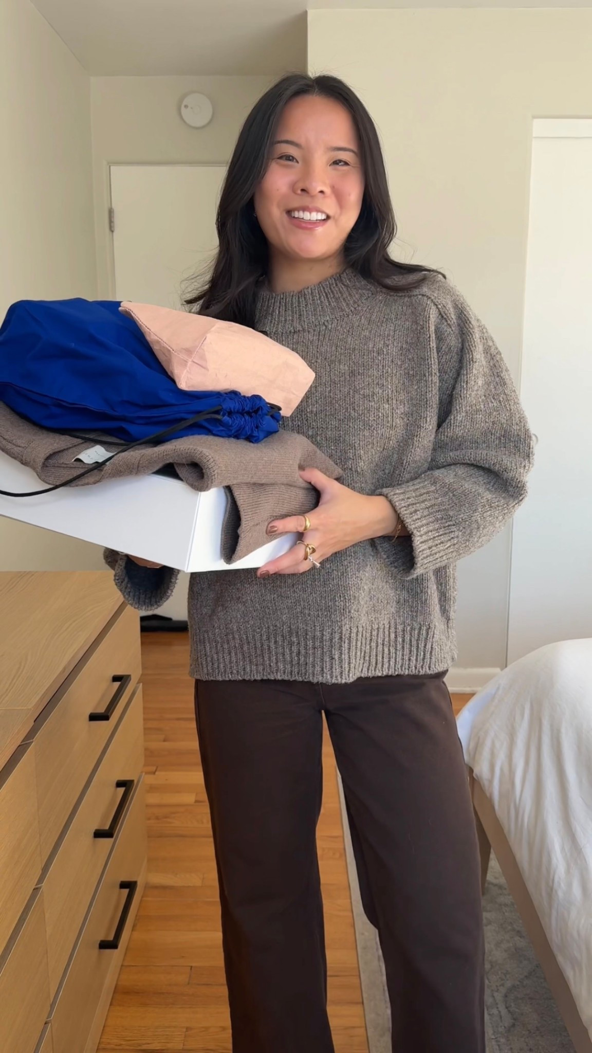 Sweater at the beginning is babaa 51