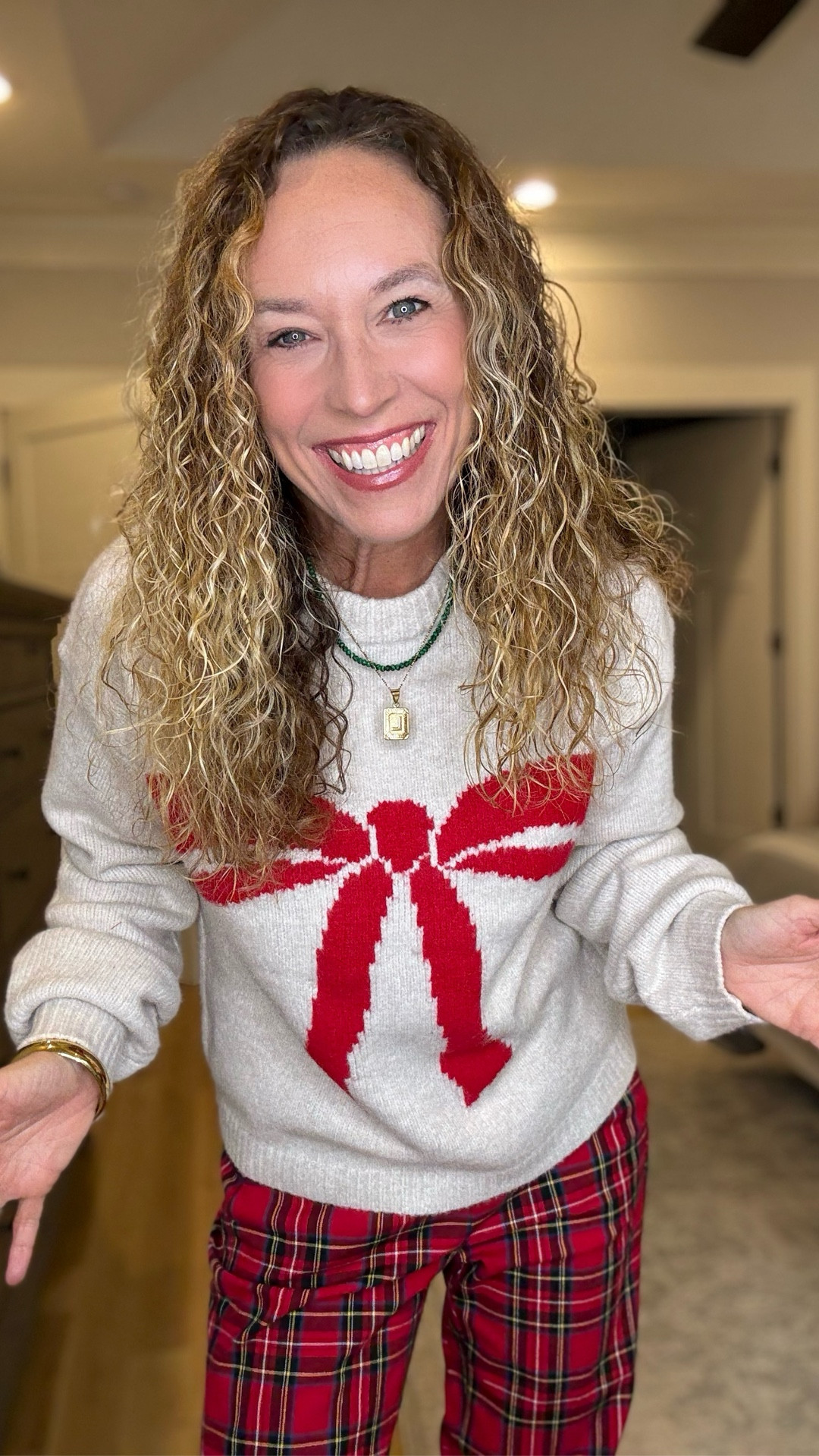 Midlife women gift guide!!  I'm teaming up with these amazing ladies to show you our favorite items as midlife women to help you buy yourself or another midlife woman the perfect gift for the holidays!!

#LTKHoliday #LTKOver40 #LTKGiftGuide