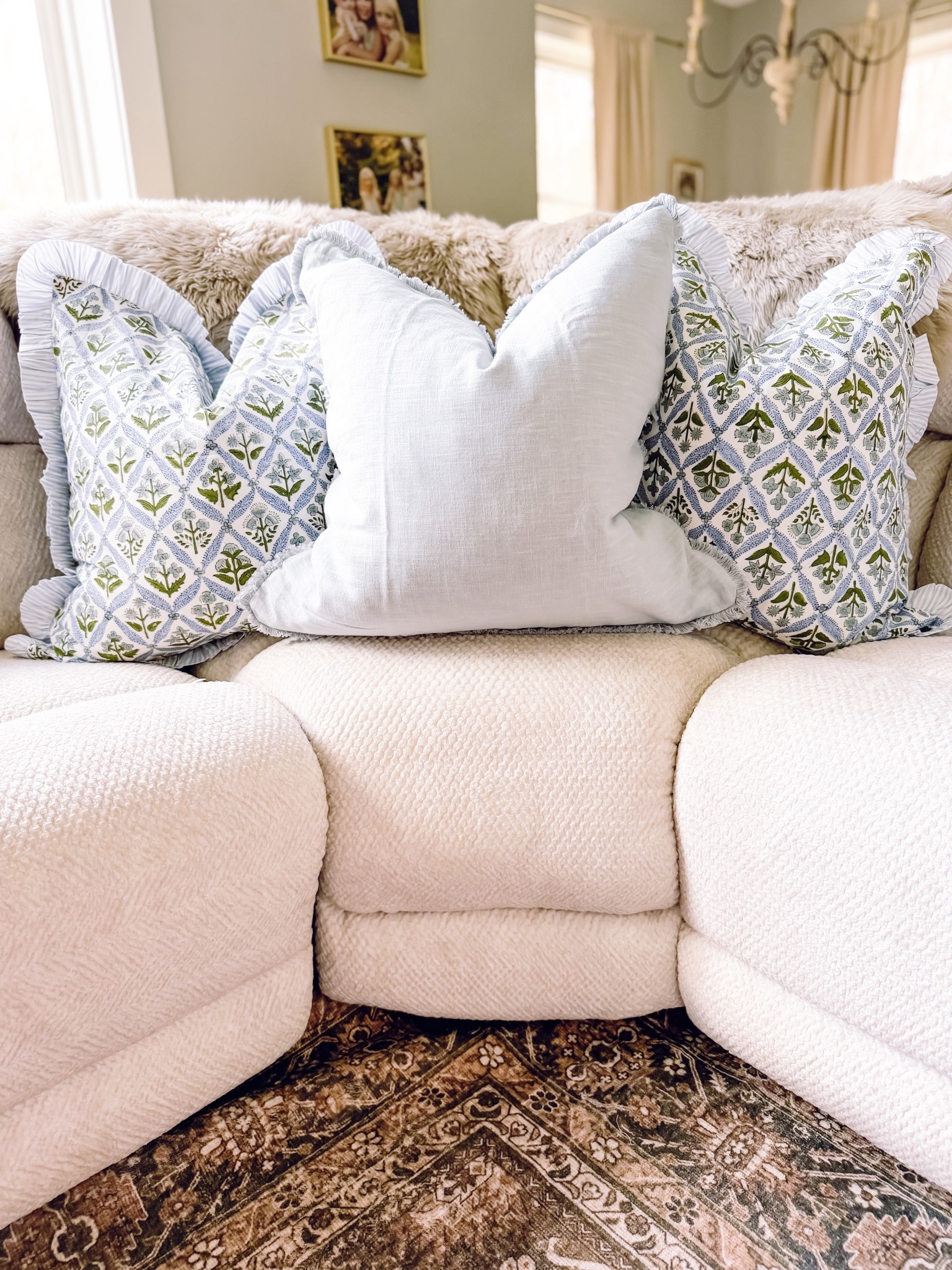 Beautiful and affordable spring pillows!

#LTKHome #LTKdayinmylife #LTKSeasonal