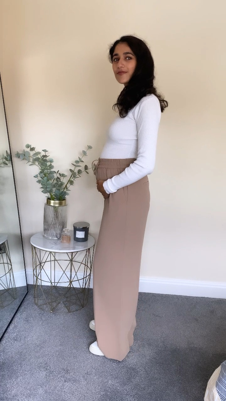 Bump-friendly transitional outfits I've been wearing recently during the transitional season 🍁

#LTKfit #LTKstyletip #LTKbump