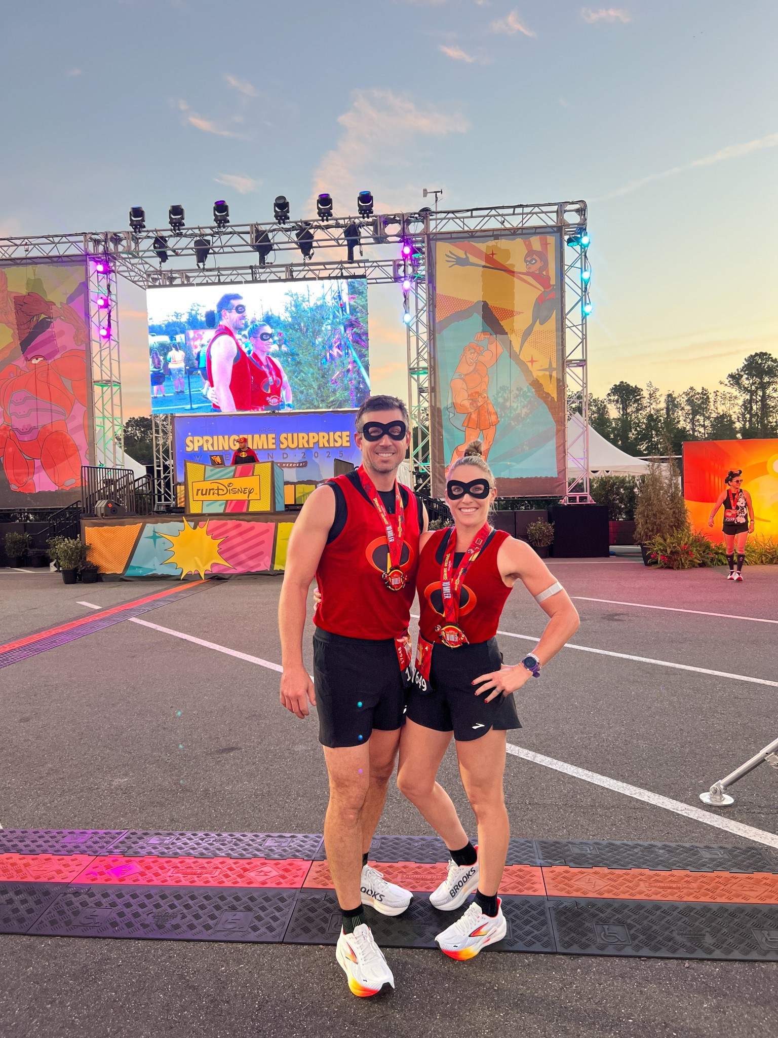 The Incredibles inspired race day outfit featuring Brooks Running!
Hands down, amazing shoe; very easy to break in and true to size; lightweight 

#LTKShoeCrush #LTKActive