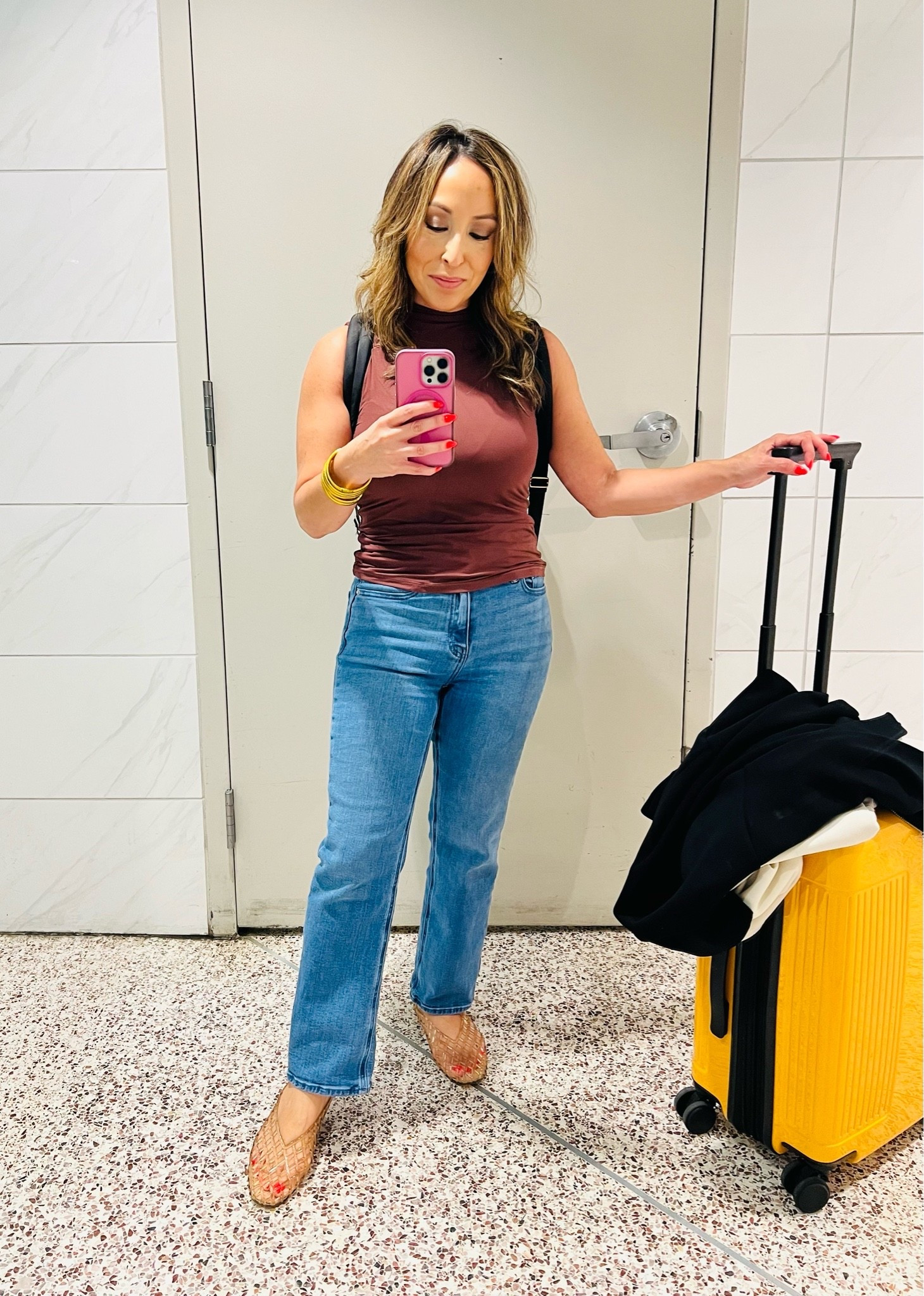 Had to be at airport at crack of dawn so barely surviving right now…need coffee!! Also, these are the ONLY shoes I will wear to run around in an airport!!

#LTKootd #LTKTravel #LTKPetite