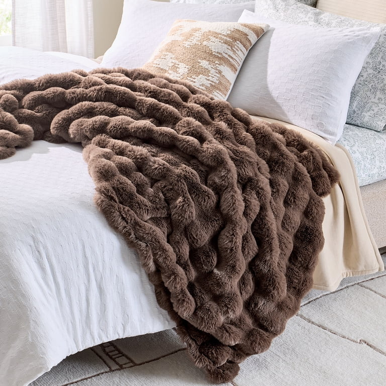 Better Homes & Gardens Brown Basket Bubble Faux Fur Oversized Throw, 50" x 72" | Walmart (US)