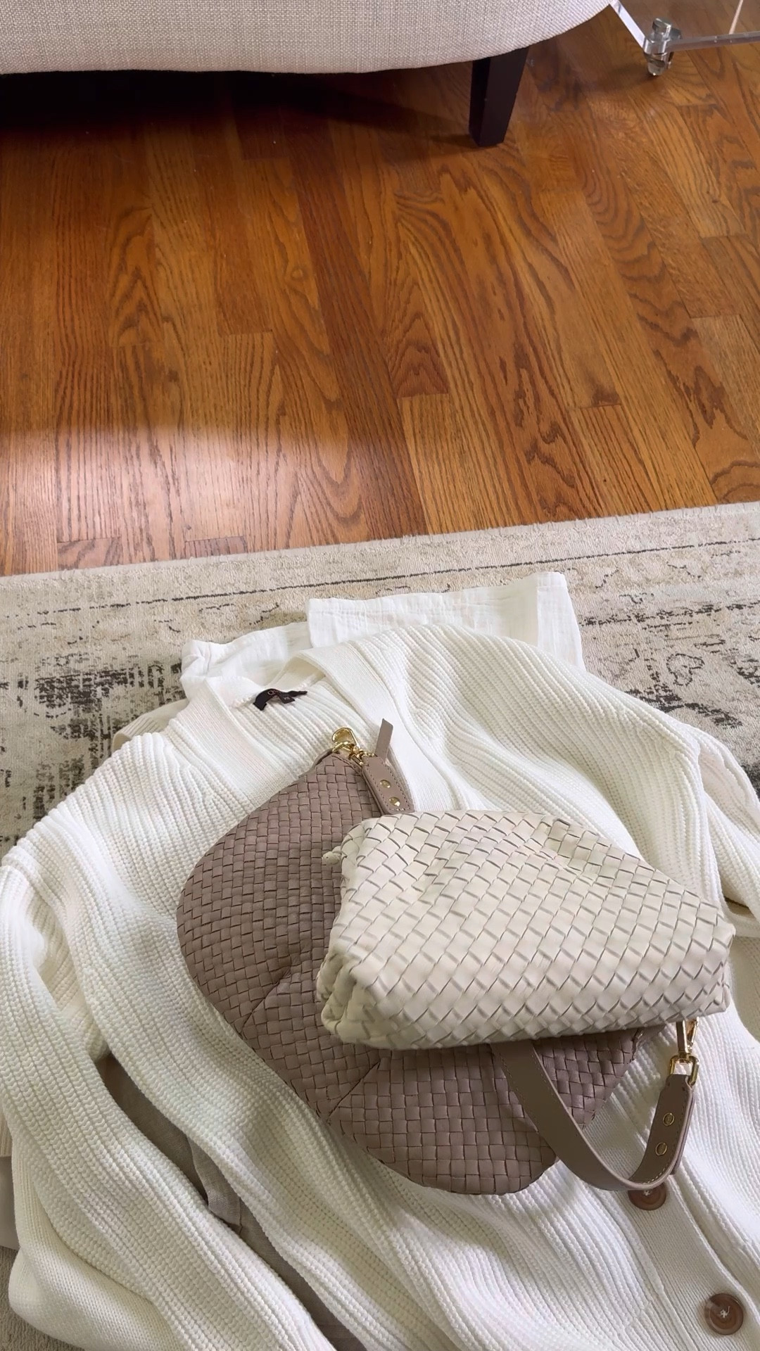 My first summer wardrobe rebuild post-baby 🤍 5 versatile Quince pieces that mix and match into endless looks. Quality over quantity has been my approach - these pieces work so hard in my closet! Which look is your favorite? All pieces linked and all run true to size! Wearing XS in cardigan, linen shorts, cashmere tee and dress. Wearing size 2 in crepe shorts. #QuincePartner #CapsuleWardrobe @onequince

#LTKSeasonal #LTKFindsUnder100 #LTKStyleTip