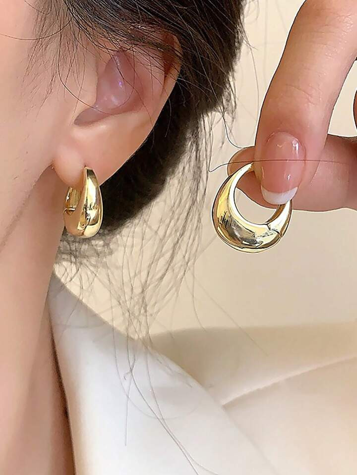 1pair European & American Minimalist Metallic Geometric U-Shaped Smooth Oval Hoop Earrings For Wo... | SHEIN