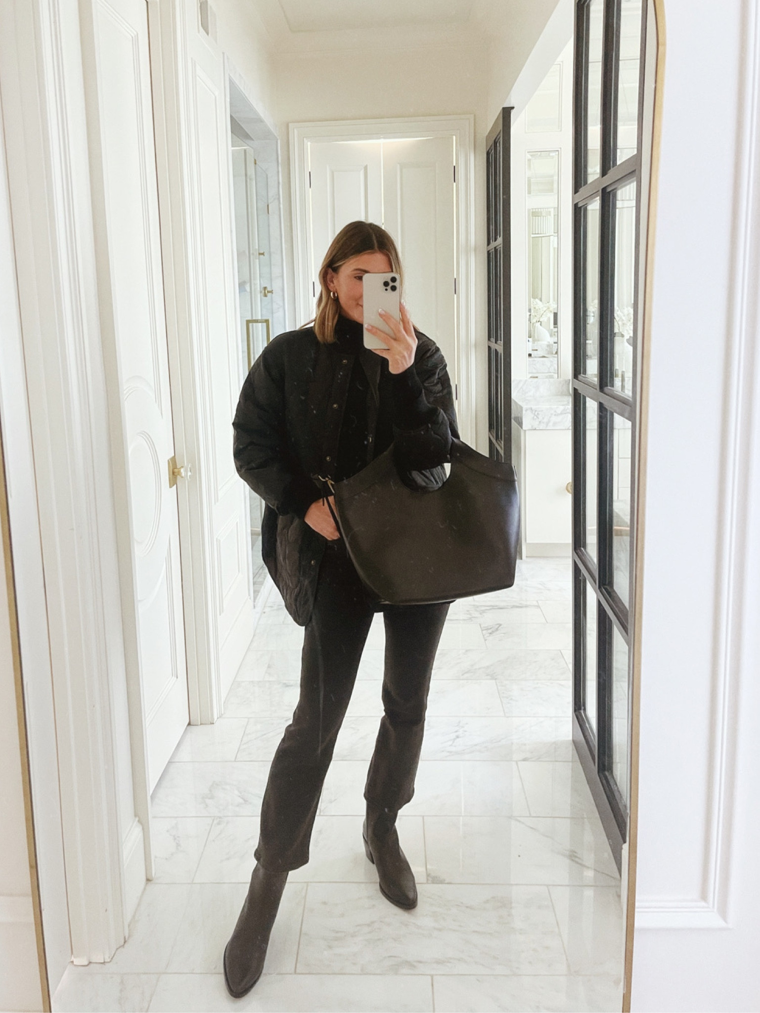 Fall classic staples from Madewell. I love these crop kick jeans - they fit so well with boots. @madewell #madewell #ad